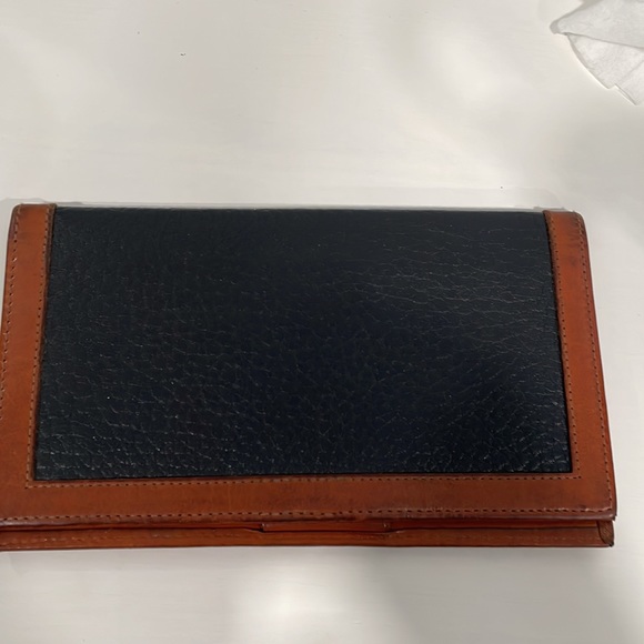 Vintage Dooney & Burke checkbook holder - Picture 3 of 4